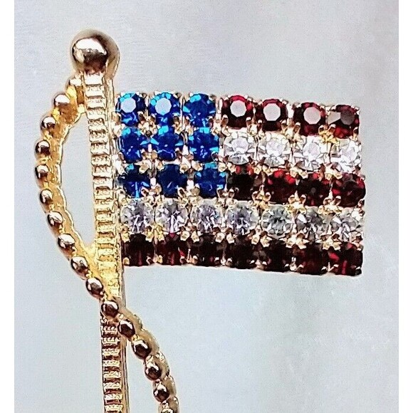 Rafaelian Signed AMERICAN FLAG Brooch Pin Gold Tone 1.75" x 1.25 inch Vintage - Picture 3 of 9